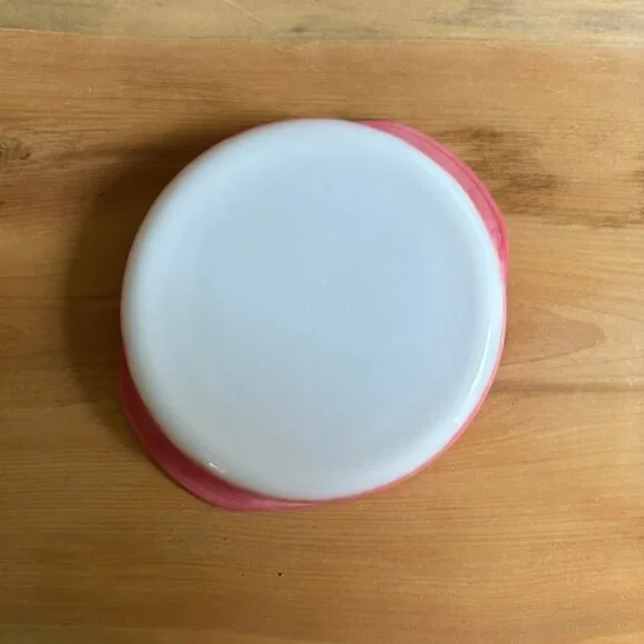 Vintage Pyrex Flamingo Pink #221 Round Baking Dish - Picture 4 of 7